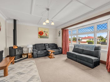 Beautiful Home In Central Location