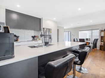 King Street Calm with Alfresco Appeal