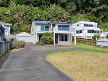 Image 1 of 11