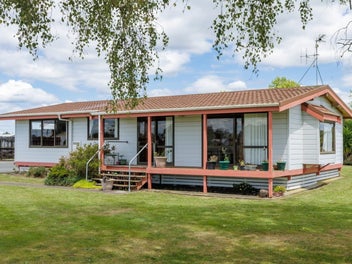 Lifestyle close to town