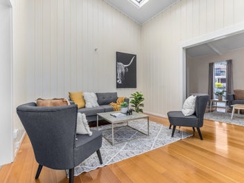 A Papakowhai opportunity that ticks every box