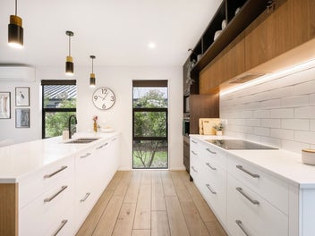 The Best of Country, In Town!