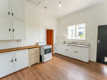 Family Home in a Central Location