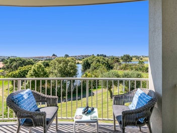 Serenity Meets Scenery