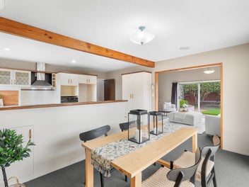 Sun & Space on Sawyers Arms