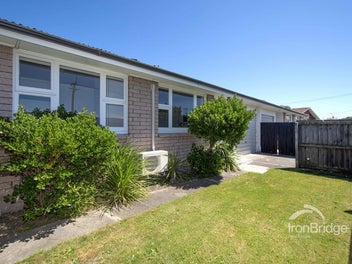 Beachside Lock-N-Leave