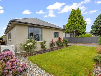 Turn The Key, Feel At Home!