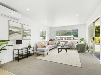 Ready To Go - Living in Style