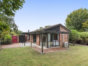 Prime location. Nest or invest opportunity