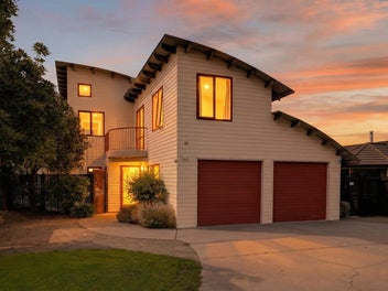 Flexible Family Living + Income potential!