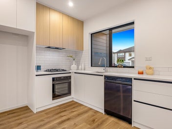 10 Hera: Nest or Invest: Brand New 2 Bed