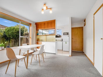 Home in top location with renovation potential