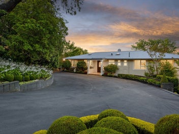 Scenic Seclusion on Grand Scale