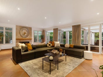 Substantial DGZ Family Retreat