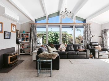 Room to Roam on 855sqm (approx.)