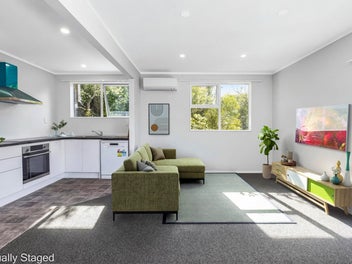 Buy today, move in tomorrow!