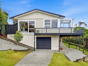 Double Westlake Living – Your Dream Home Awaits!