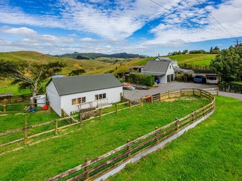 Last Week - Last Chance