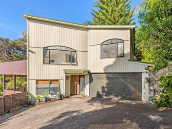 Sea-View Living with Balcony Access from Bedroom