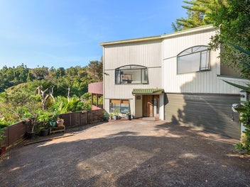 Sea-View Living with Balcony Access from Bedroom