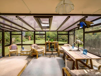 Large Family Section, Unbeatable Taradale West