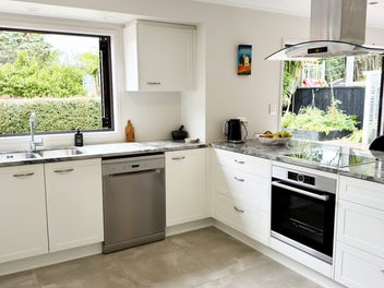 Just Listed in Onetaunga Road - Ticks Every Box!