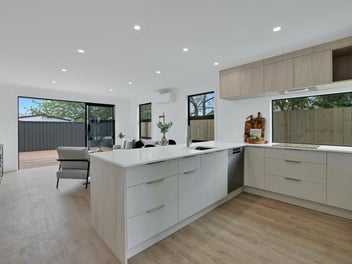 ABERGELDIE ESTATE - brand new, move in now!