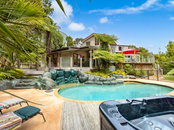 Owners Seriously want SOLD!