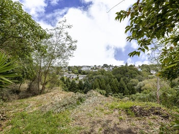 PRIME RESIDENTIAL SECTION WITH A PEACEFUL OUTLOOK