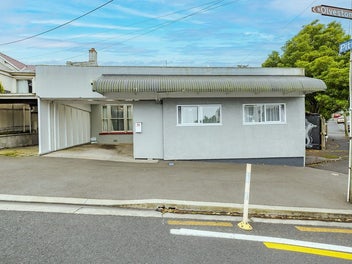 Strong Returns, Minimal Fuss