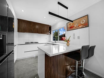 Opportunity in Golden Circle - Papatoetoe !!