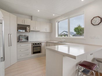 Practical choice and perfectly positioned