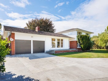 Dual Living Opportunity in Hokowhitu