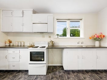 Charm, Meet Opportunity!