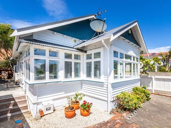 Village Living, Sea Air & an Easy Lifestyle