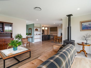 Golf, Entertain, Relax.