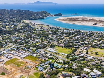 Lighthouse living in Mangawhai Heads