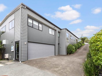 Effortless Living, Prime Location