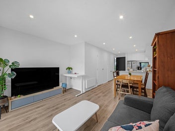 URGENT! Owner wants this SOLD!