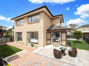 Sunny, Spacious, Freehold - A Perfect Family Home