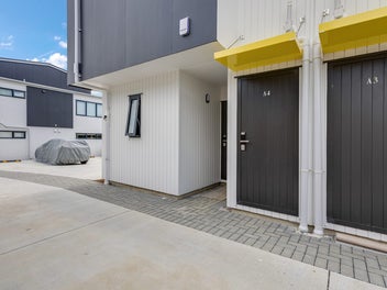 Affordable, Modern & Easy Living in Massey