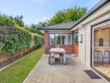 Flights Booked - Owners Say Sell!