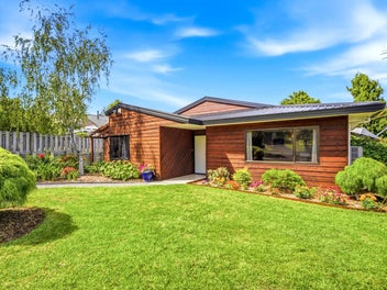 Family Living Meets Top School Convenience