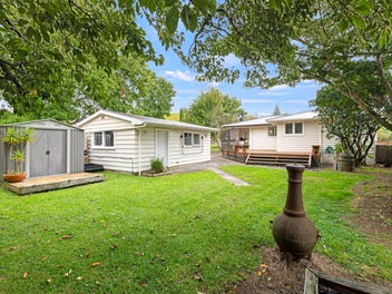 Private Oasis By the Park