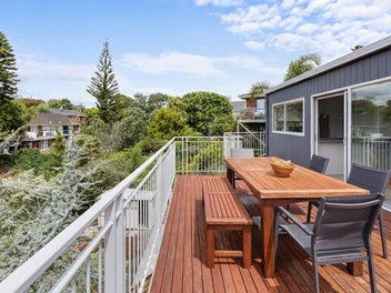 Buy the Address! Live the Lifestyle!