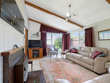 Space, Sun & Solid Construction