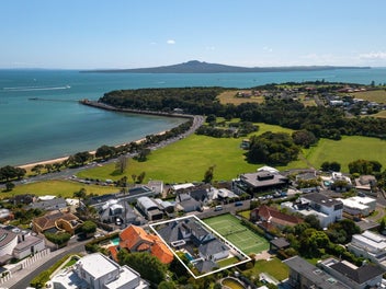 Opulent Entertainer’s Haven