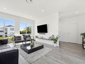 Last weekend open homes before Auction!