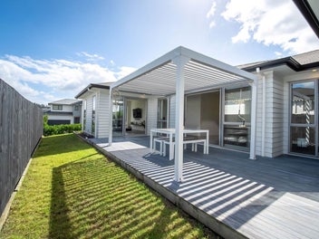 Vendor Relocating! Must Sell!