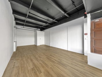 Image 1 of 8